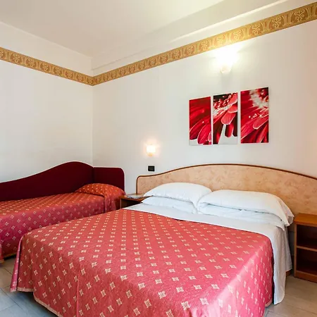 Отель San Giacomo 3*